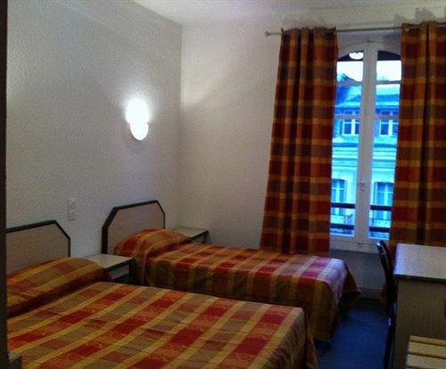 Hotel Aux Armes De Belgique Lourdes Buitenkant foto